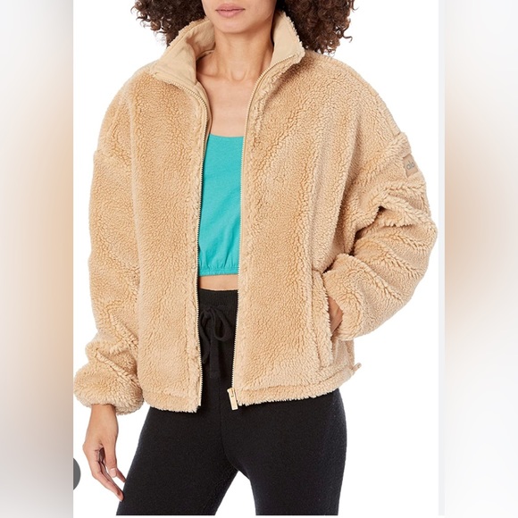 ALO Yoga Jackets & Blazers - ALO Yoga Sherpa Varsity Jacket Sz XS Camel